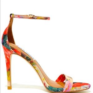 Steve Madden Floral strap heels 7